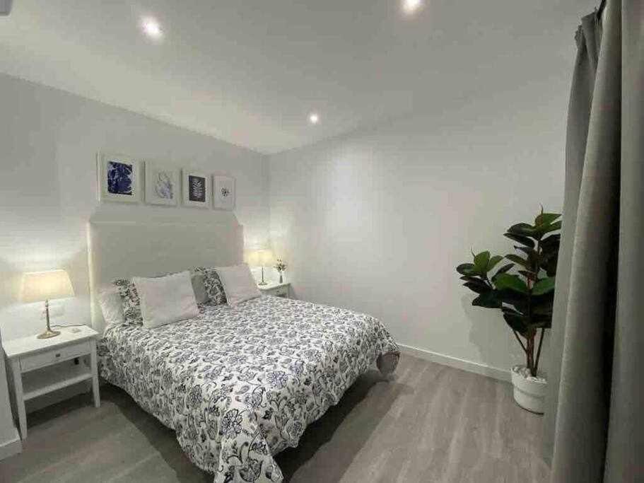 רונדה XII Apartamentos Morales & Arnal מראה חיצוני תמונה